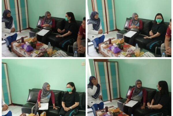 Monitoring dan Evaluasi ke LRIP PUSKESMAS TEGAL TIMUR Monitoring dan Evaluasi ke LRIP PUSKESMAS TEGAL TIMUR