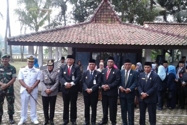 Ziarah Ke Makam Ki Gede Sebayu Rangkaian Hari Jadi Kota Tegal ke 439 Tahun 2019