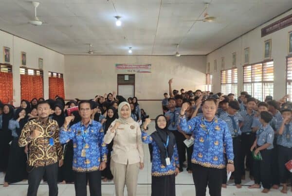 Edukasi BNN Kota Tegal : Ajak Ratusan Pelajar SMP untuk Tingkatkan Imunitas dari Bahaya Narkoba. Edukasi BNN Kota Tegal : Ajak Ratusan Pelajar SMP untuk Tingkatkan Imunitas dari Bahaya Narkoba.