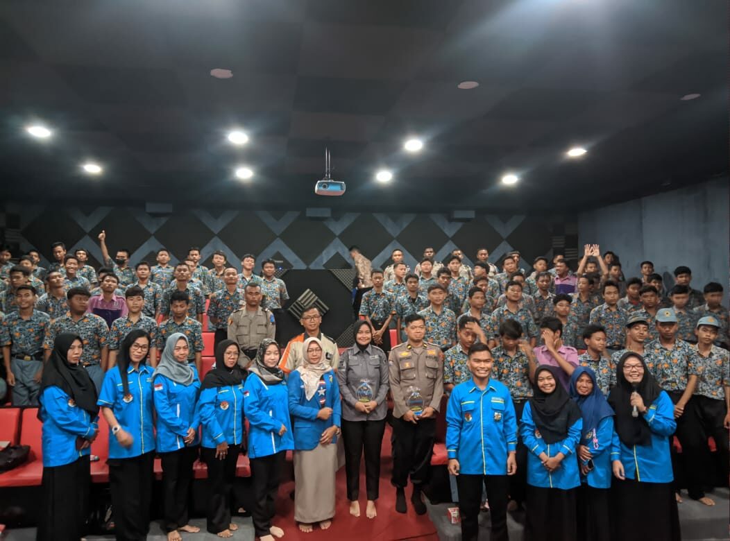 Menghadapi Ancaman Narkoba KNPI, BNN dan POLRI Sosialisasikan Bahaya Narkoba dan Kenakalan Remaja Menghadapi Ancaman Narkoba KNPI, BNN dan POLRI Sosialisasikan Bahaya Narkoba dan Kenakalan Remaja