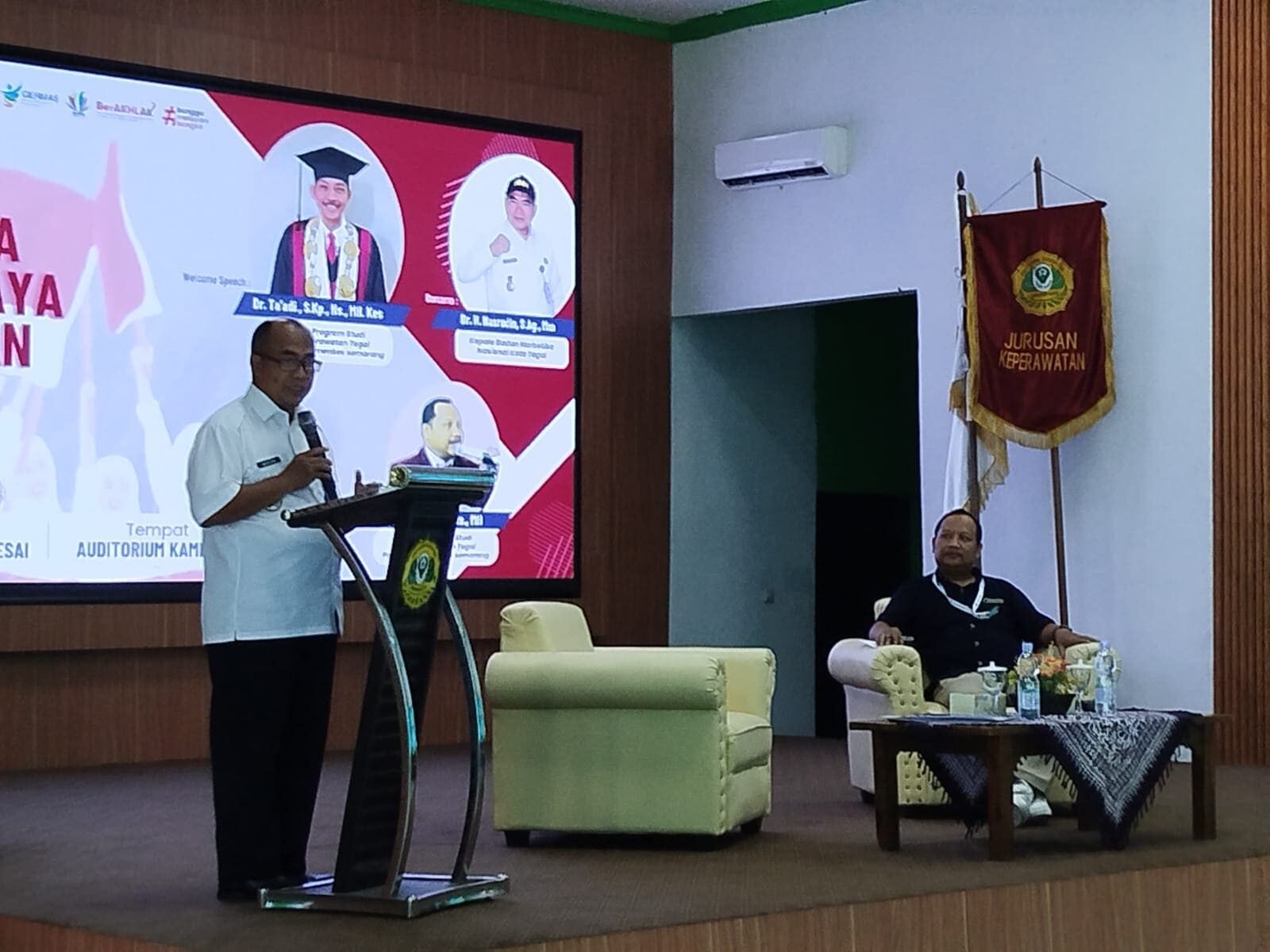 POLTEKES KEMENKES TEGAL : Menjaga Usia Produktif Dengan Cegah Narkoba POLTEKES KEMENKES TEGAL : Menjaga Usia Produktif Dengan Cegah Narkoba