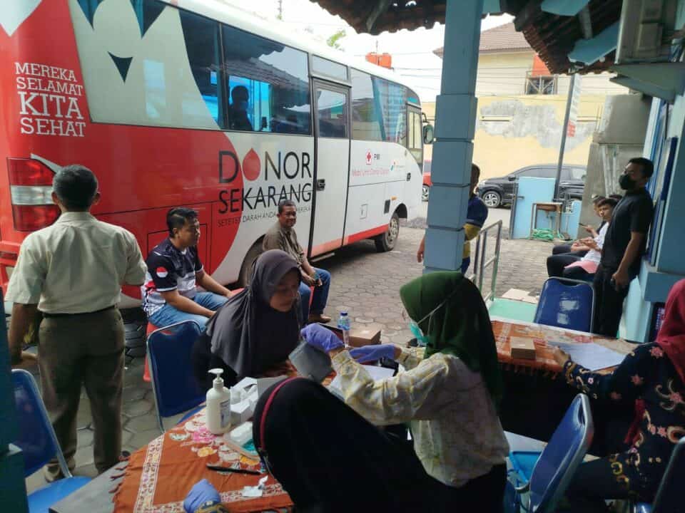 Semarak HUT KORPRI, BNN Kota Tegal dan PMI Gelar Kegiatan Donor Darah Semarak HUT KORPRI, BNN Kota Tegal dan PMI Gelar Kegiatan Donor Darah